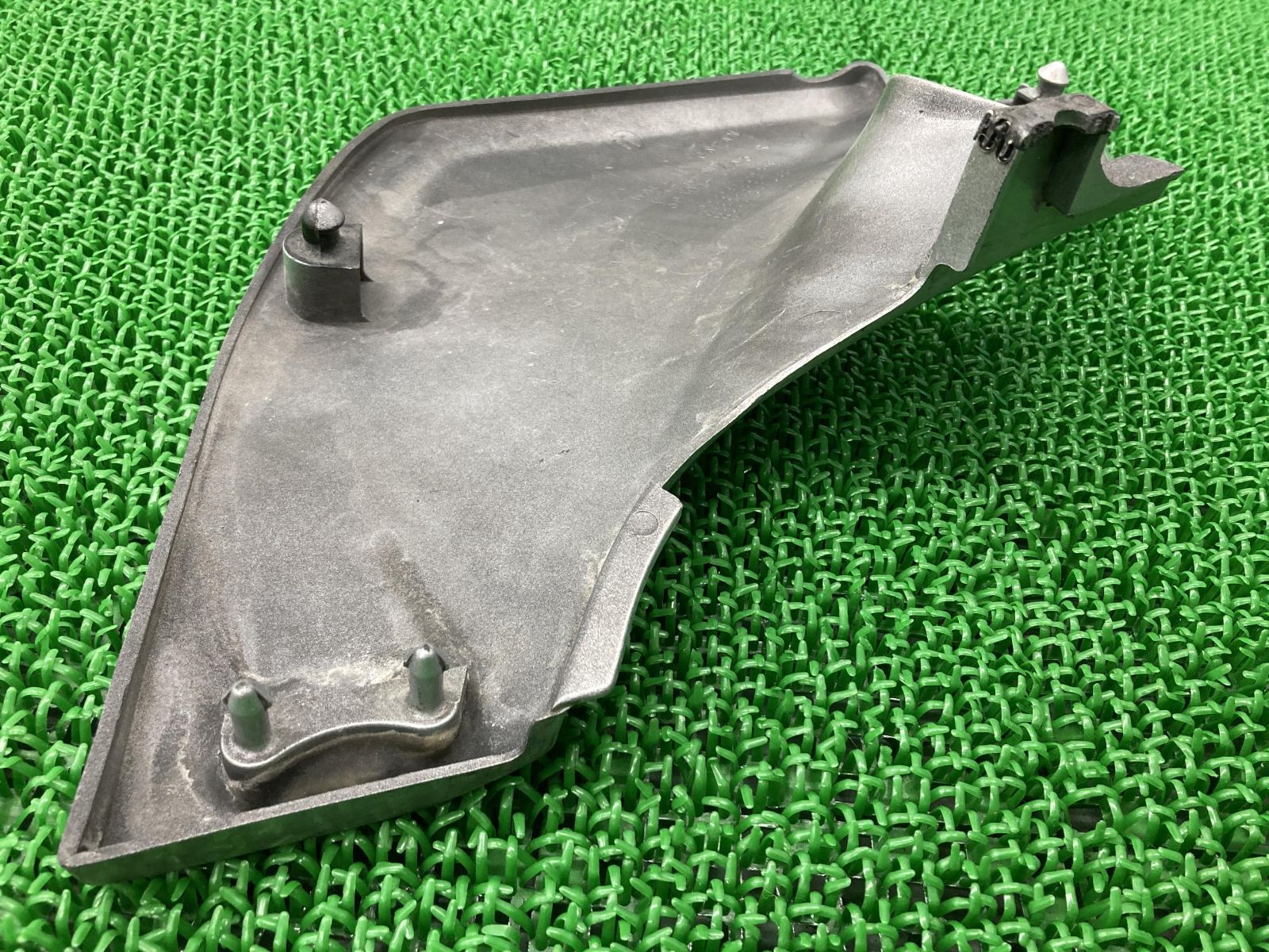 バリオス サイドカバー 右 銀 36001-1463 カワサキ 純正 中古