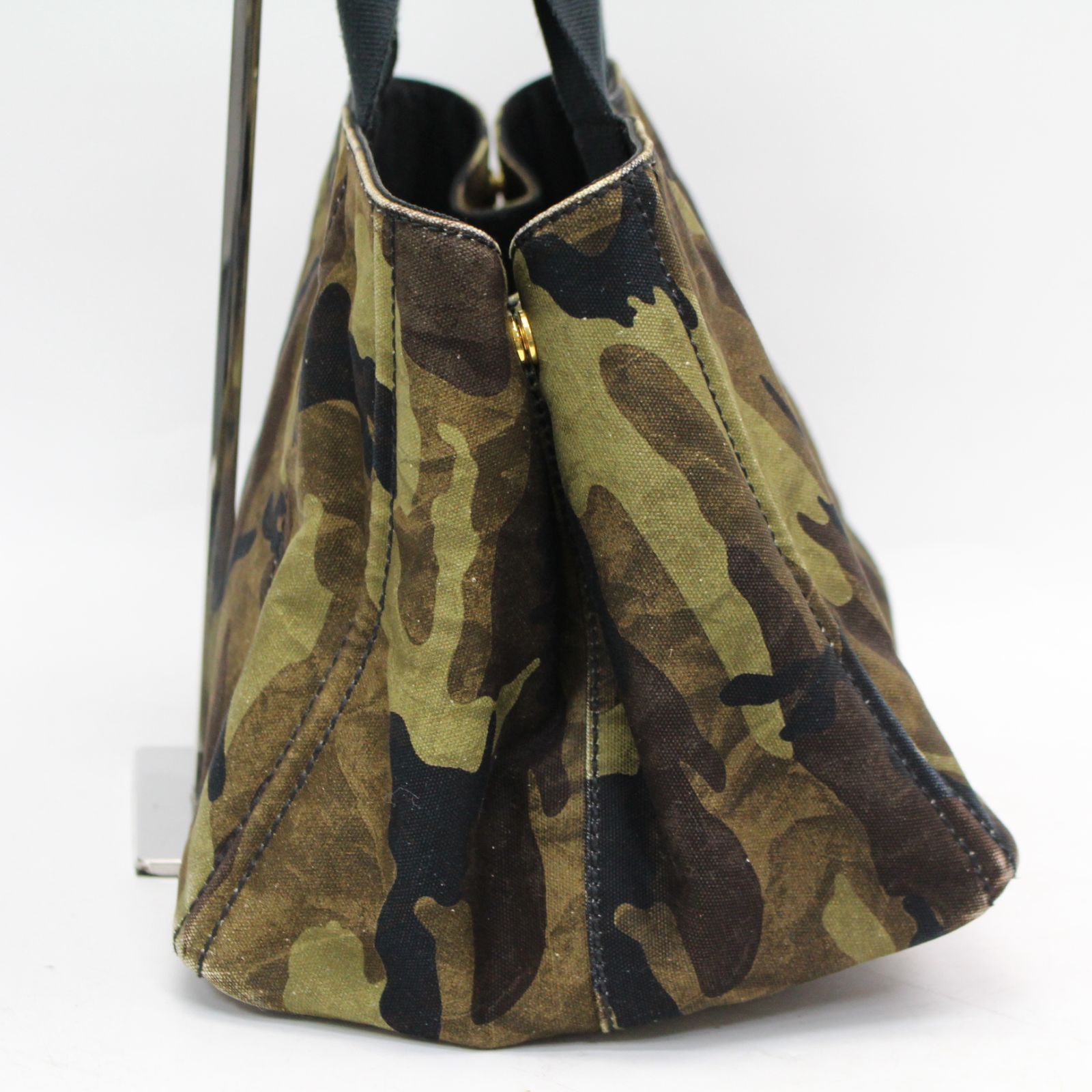 PRADA CANAPA 希少カモフラハイビスカス柄 トートバッグ PRADA Camouflage Canapa GM Hand Bag Canvas Purple Gold Auth 137846