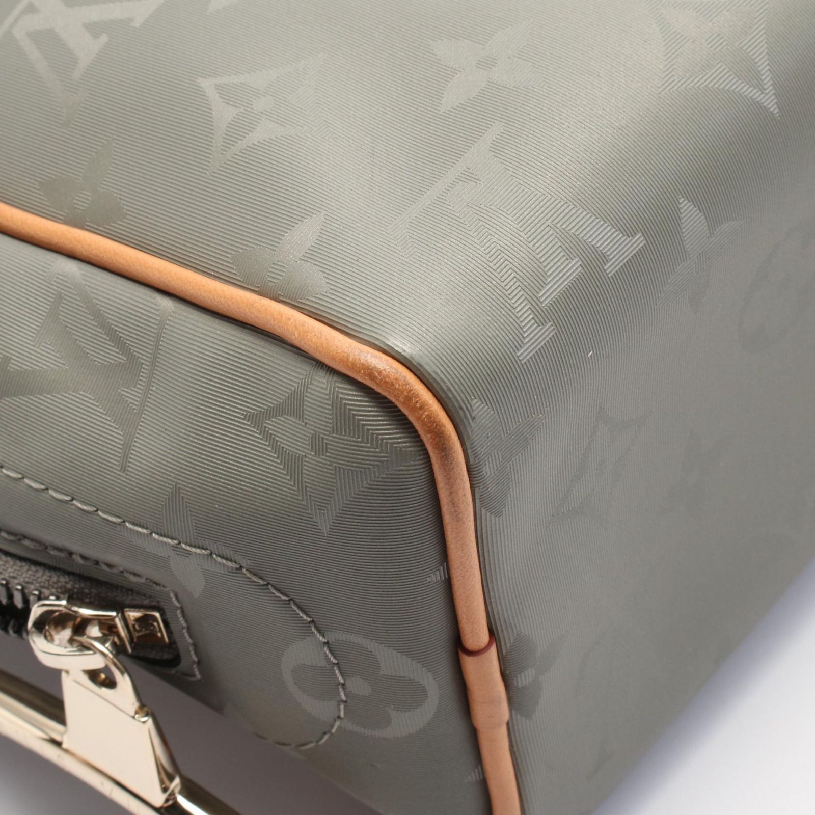 VUITTON ルイ
