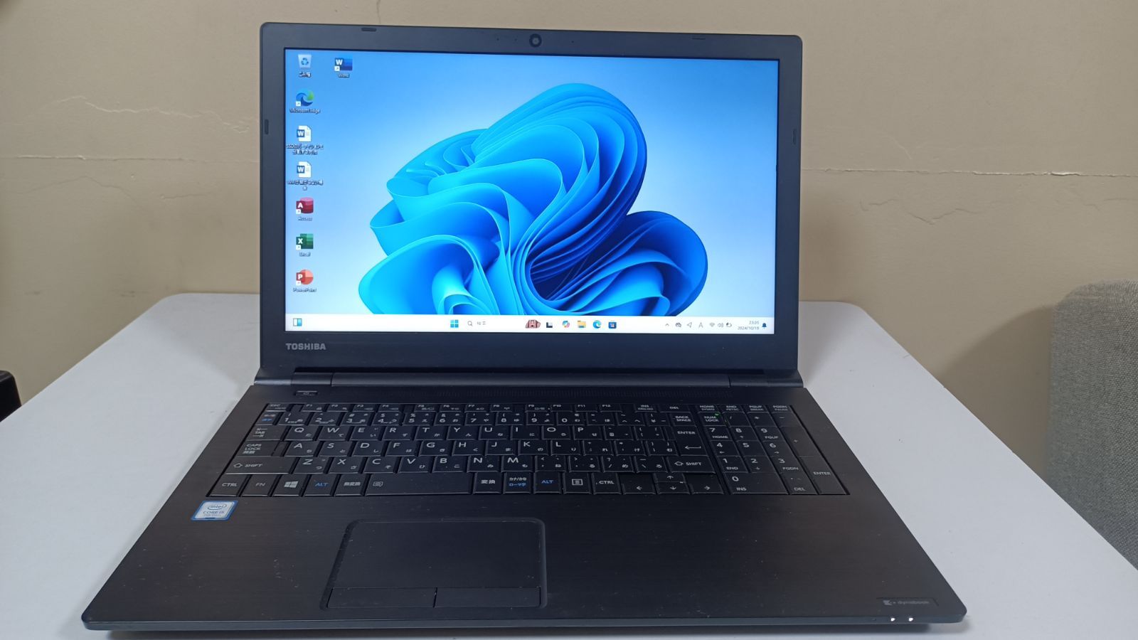 ⭐ノートパソコン⭐TOSHIBA 第七世代 Core i5 SSD メモリ8G ⭐ノートパソコン⭐TOSHIBA 第七世代 Core i5 SSD メモリ8G