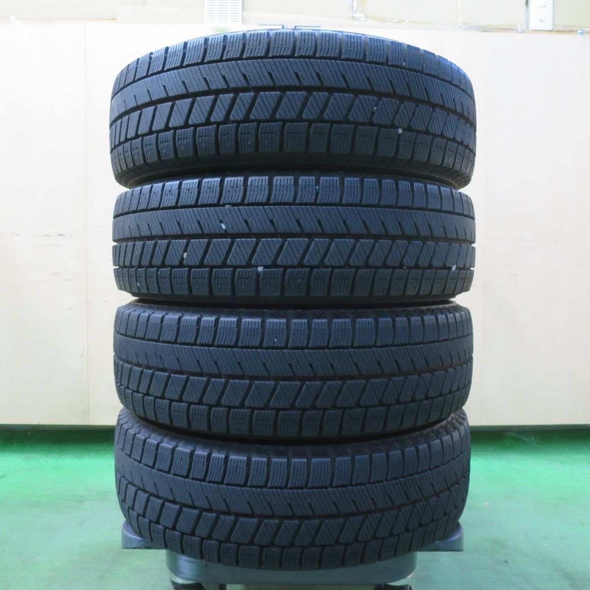 バリ溝 23年 9分 スタッドレス 155 65R13 ブリヂストン ブリザック VRX3 NIRVANA NV ニルバーナ ニルヴァーナ 13インチ PCD100 4H 5092911イス FFCRYSTALESIA_COM