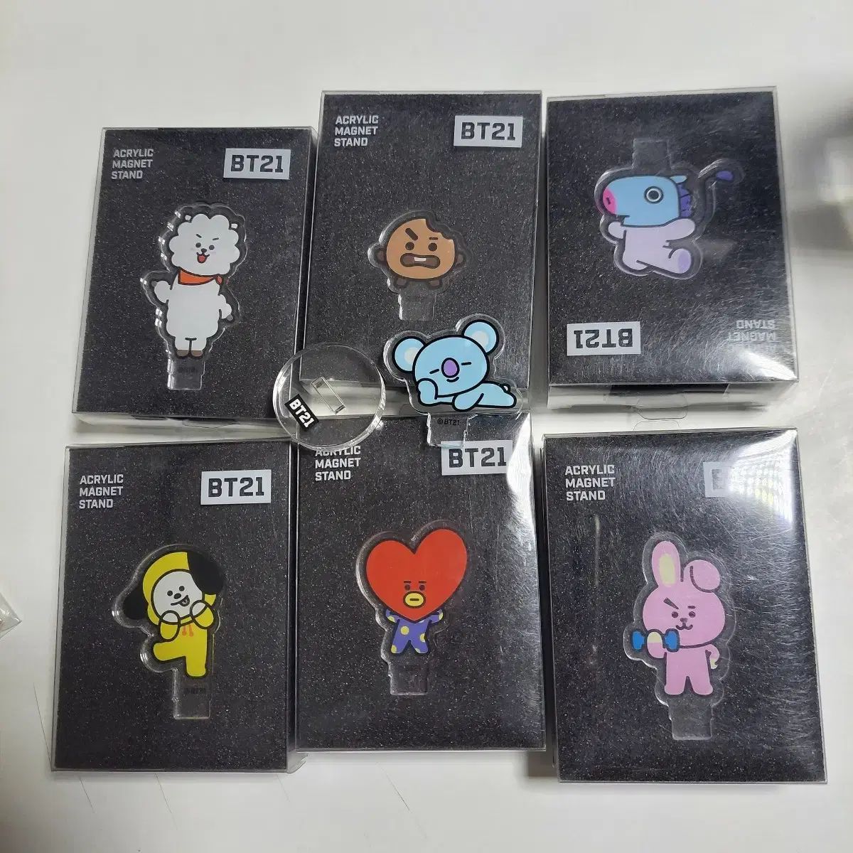 【雷市場（ポンジャン）商品韓国直送】 BTS(防弾少年団・バンタン) bt21 キャラクター アクリル スタンド 出品