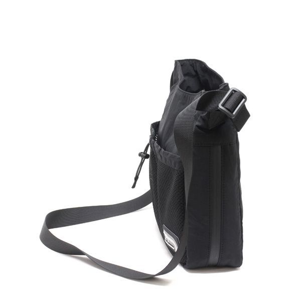 メゾンキツネ　ショルダーバッグ 日本未入荷）メゾンキツネ エディ ラージ レザーバッグ (MAISON