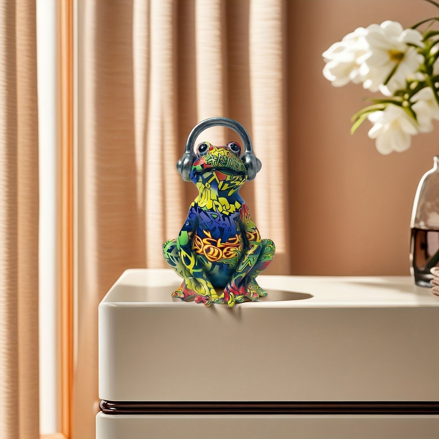 カラフルな花柄のカエルオーナメント