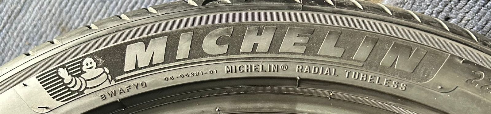 MICHELIN e