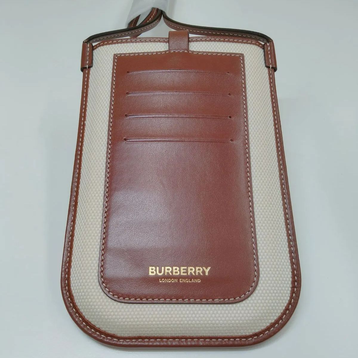 新品 プレゼントにも最適】Burberry バーバリー スマートフォン