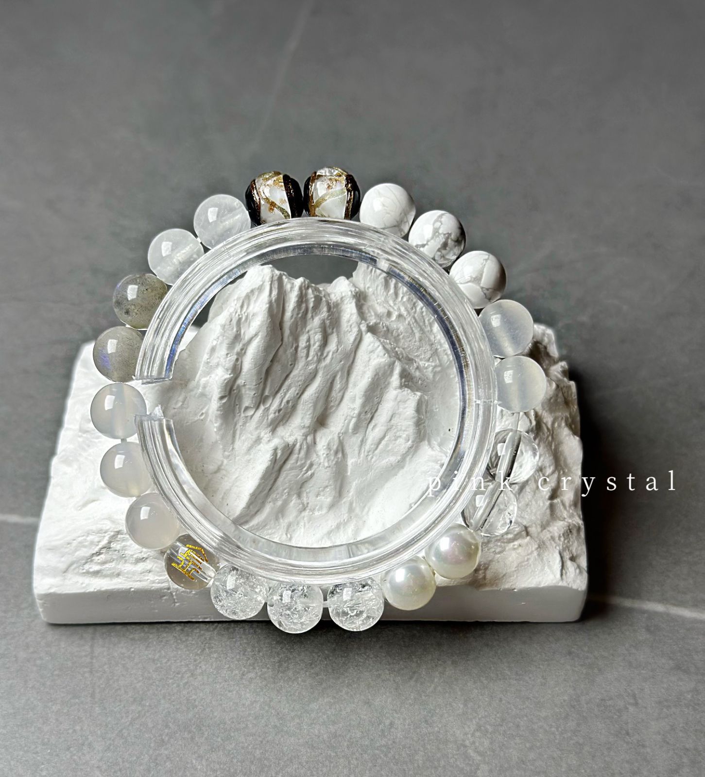 五行バランスシリーズ「金」 天然アゲート＆水晶ブレスレット（8mm