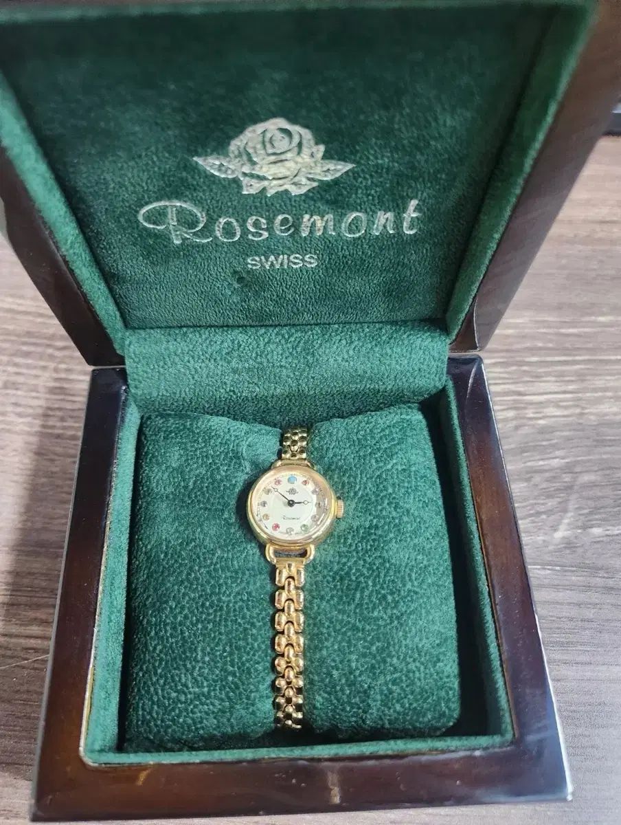 ROSEMONT ロゼモン 金 時計