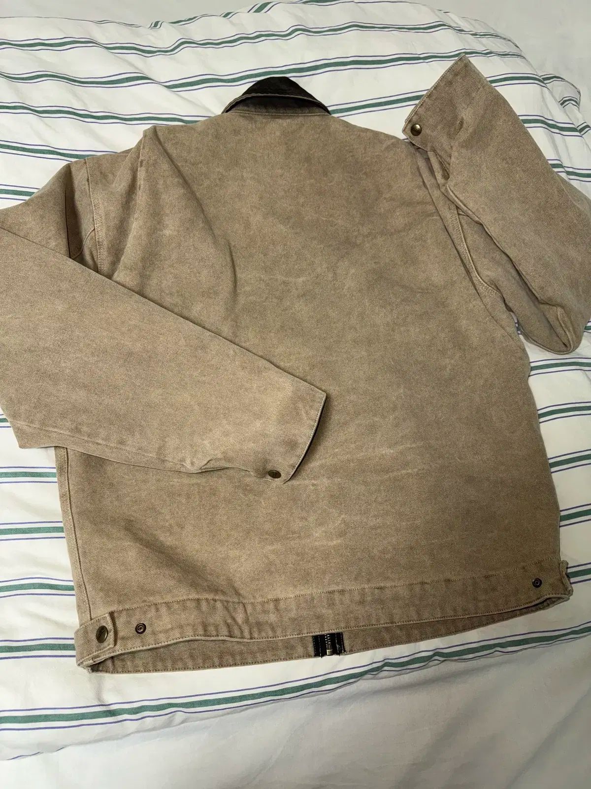カーハート コーデュロイジャケット L carhart WIP カーハート コーデュロイ コーチジャケット L 入手困難