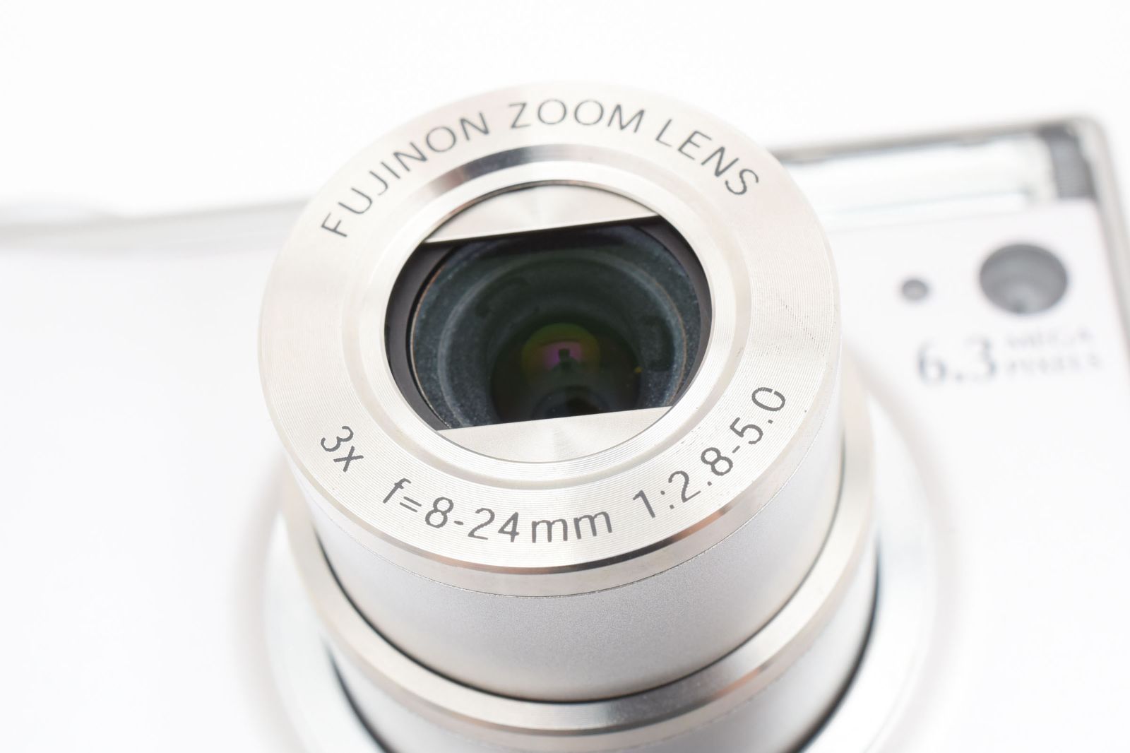 コンパクトデジタルカメラ