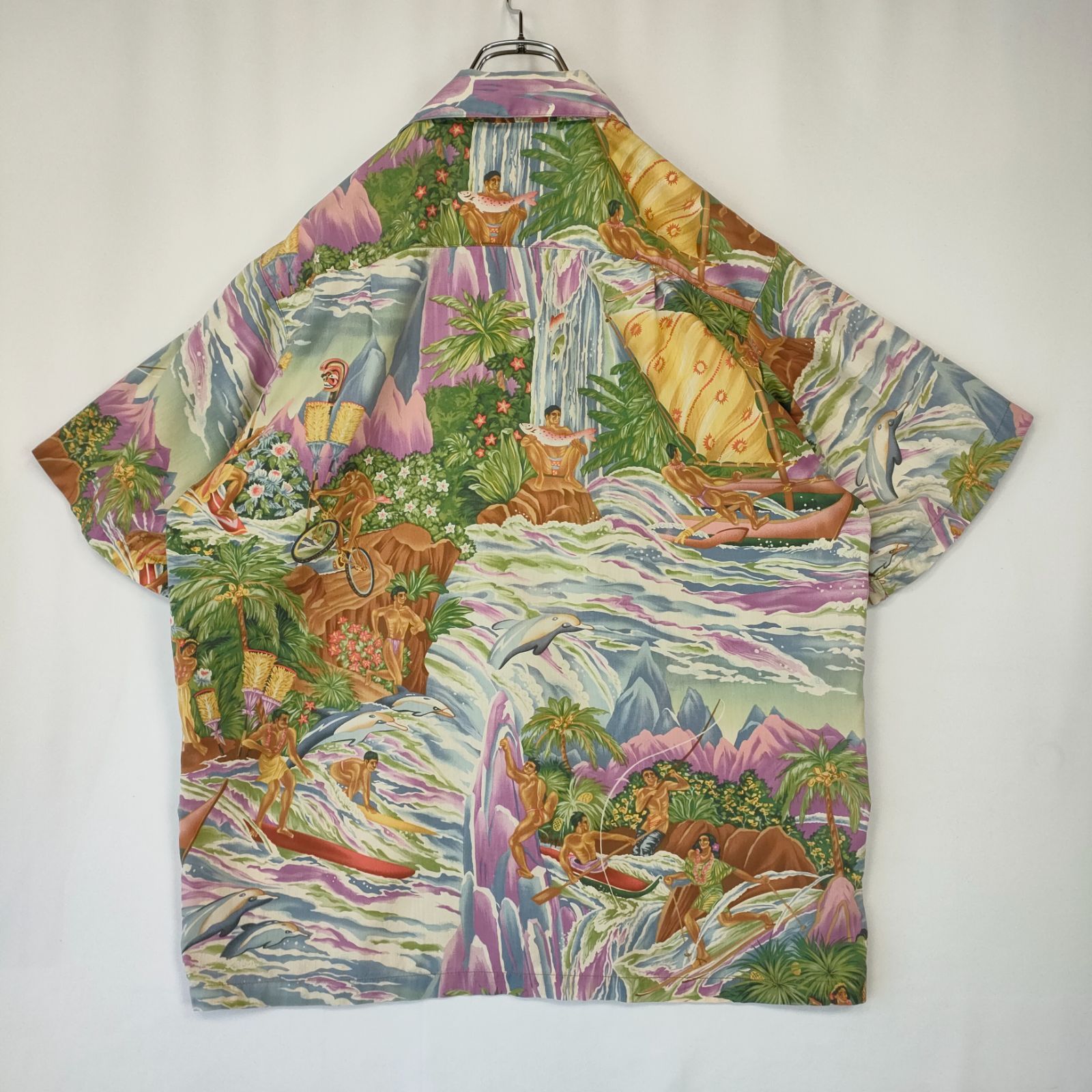 ホノルルの「パタゴニア」で、ハワイ限定の「pataloha（パタロハ）」や