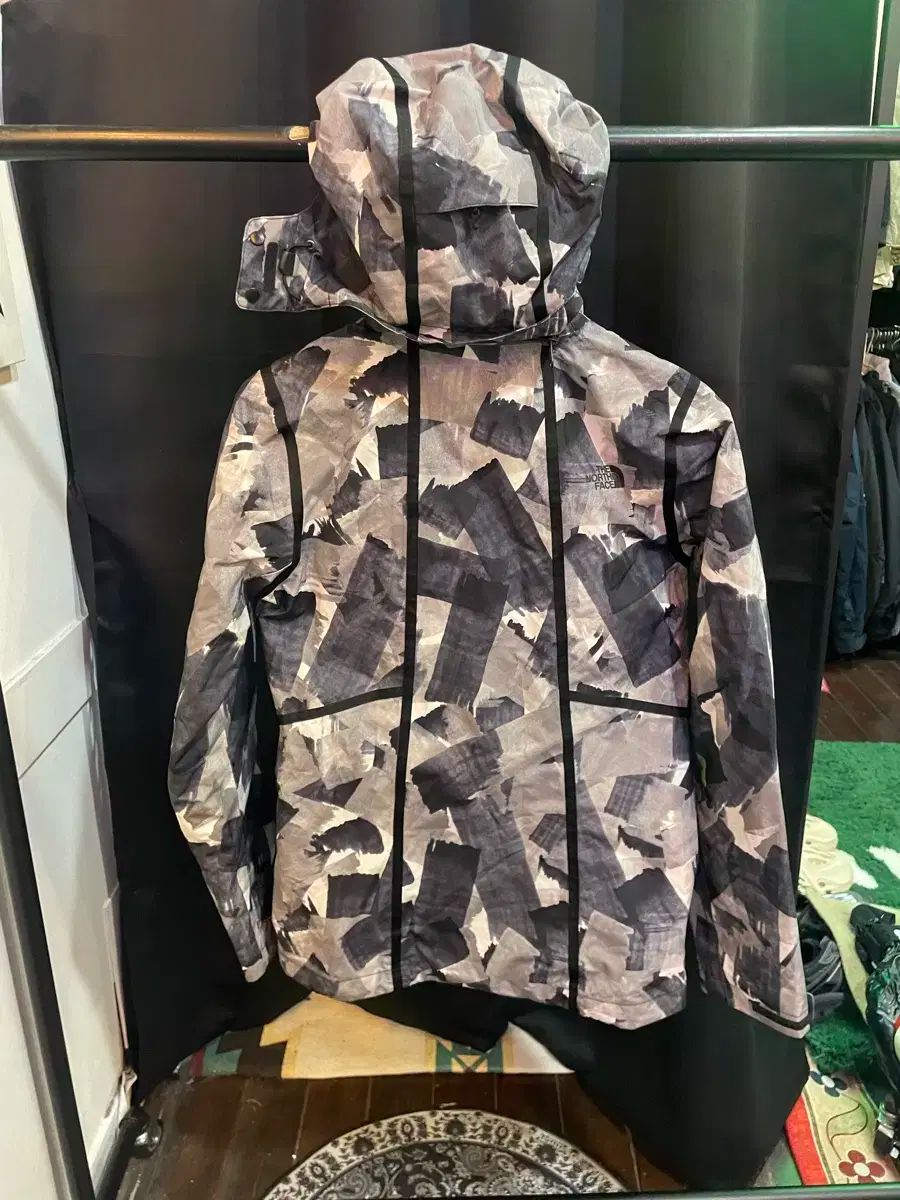 激安販売、最安価に挑戦。 THE NORTH FACE ザ ノース フェイス 品 レディース ウィンドブレーカー