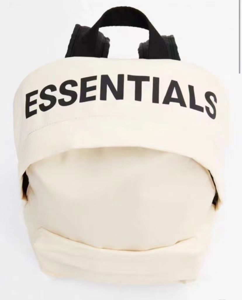 新品  希少カラー FOG ESSENTIALS リュック アイボリー ブラック