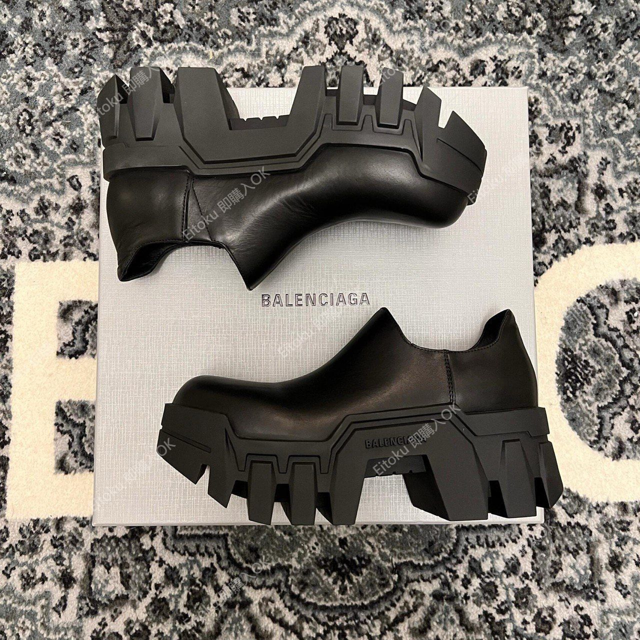 MINI BOOTS
