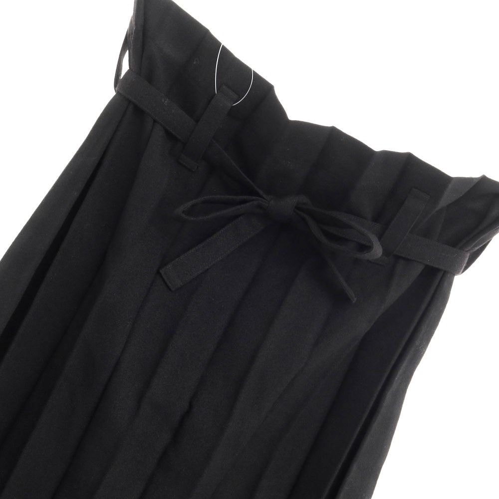 イッセイミヤケme プリーツ　スカート ISSEY MIYAKE イッセイミヤケ プリーツ スカート レディース ブラック