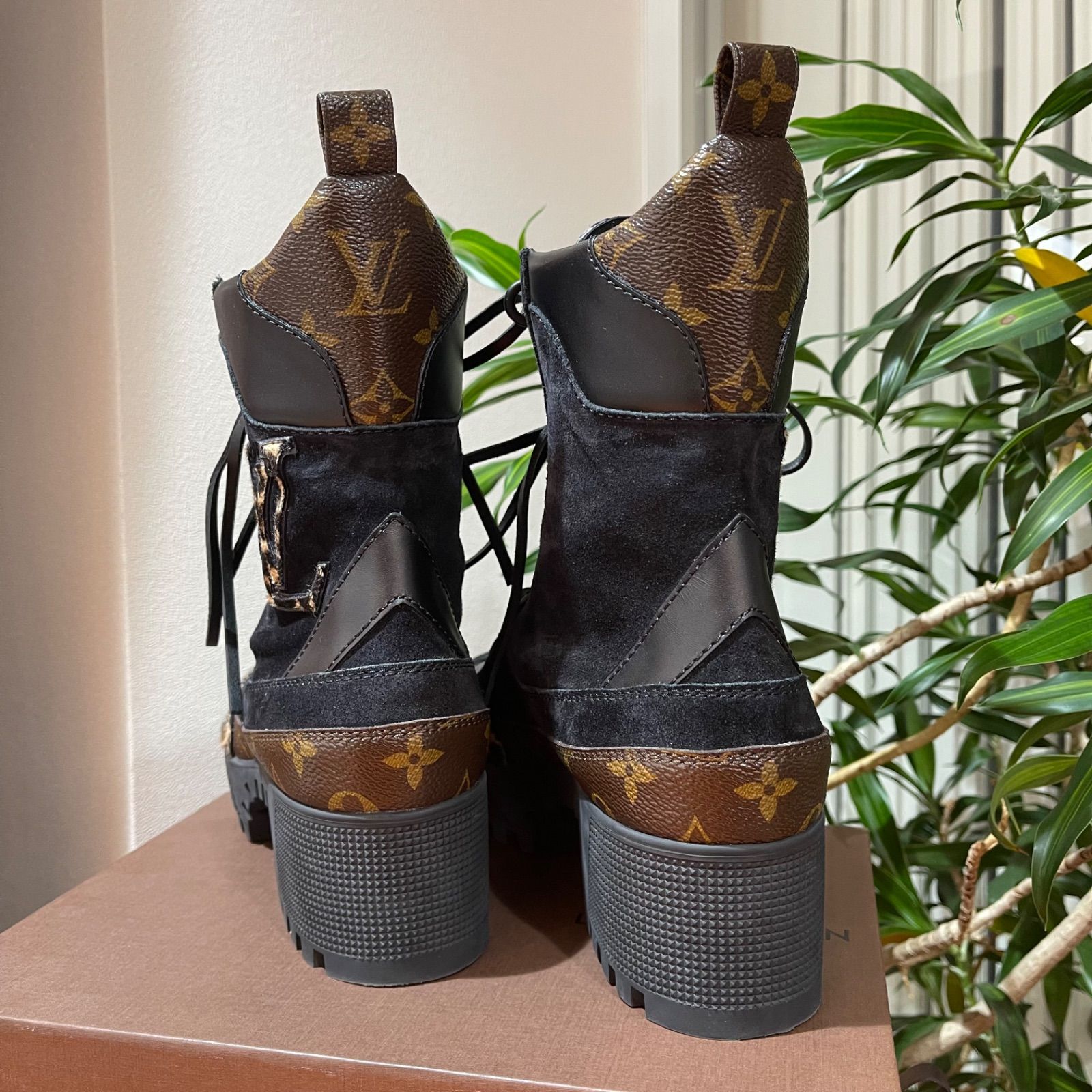 美品】LOUIS VUITTON ルイ・ヴィトン MA0169 ローリエート・ライン