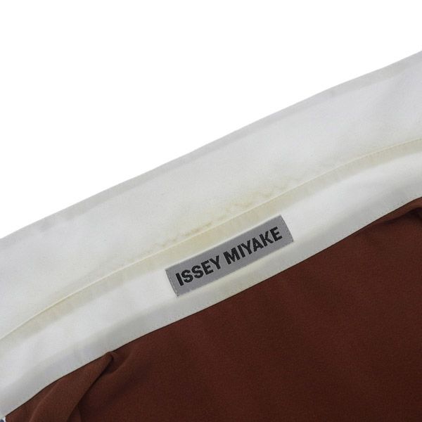 ISSEY MIYAKE イエロー プリーツ長袖トップス FOUR-SLEEVED – isseymiyake.com
