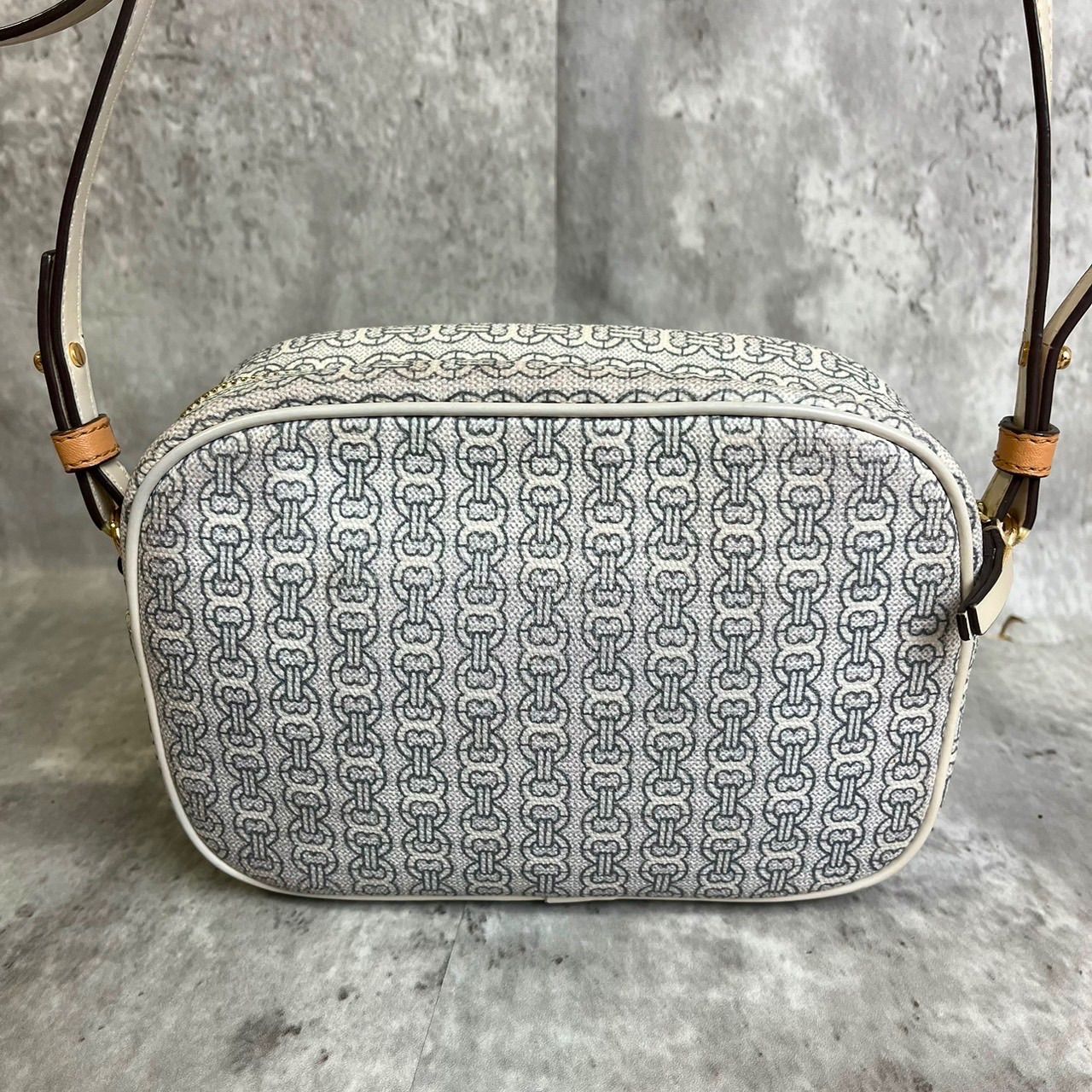 ✨格安✨ Tory Burch トリーバーチ カメラバッグ ショルダーバッグ  