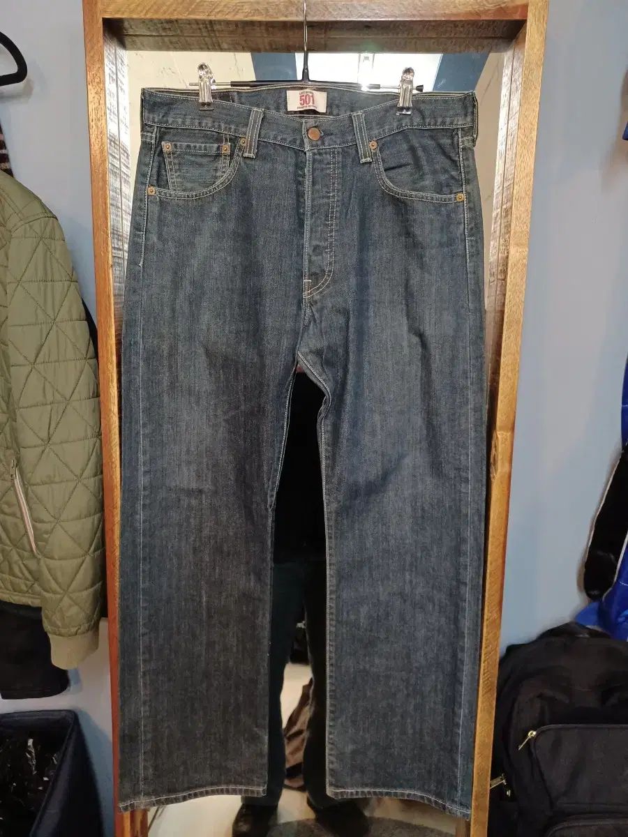 【雷市場（ポンジャン）商品韓国直送】 LEVI'S(リーバイス) 501 ヴィンテージ デニムパンツ 34