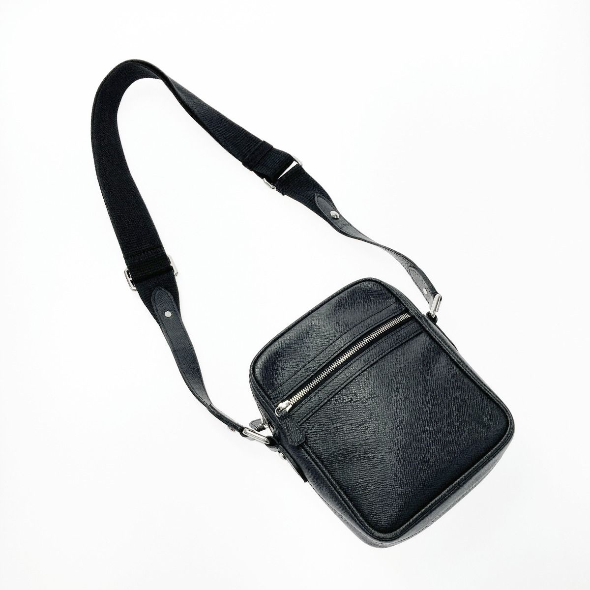 LOUIS VUITTON ルイヴィトン タイガ ディミトリ M32462