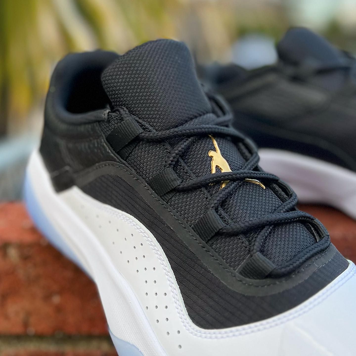 AIR JORDAN 11 CMFT LOW エア ジョーダン 11 コンフォート AIR JORDAN 11 CMFT LOW エア ジョーダン 11 コンフォート