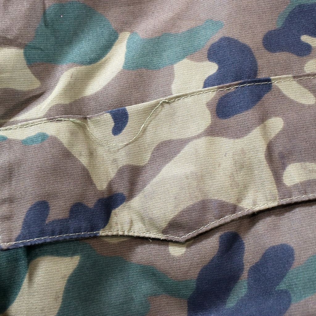 SALE/ スペイン軍 フィールドジャケット ミリタリー 防寒 戦闘服 アウター ウッドランドカモ (メンズ 3)   N9413