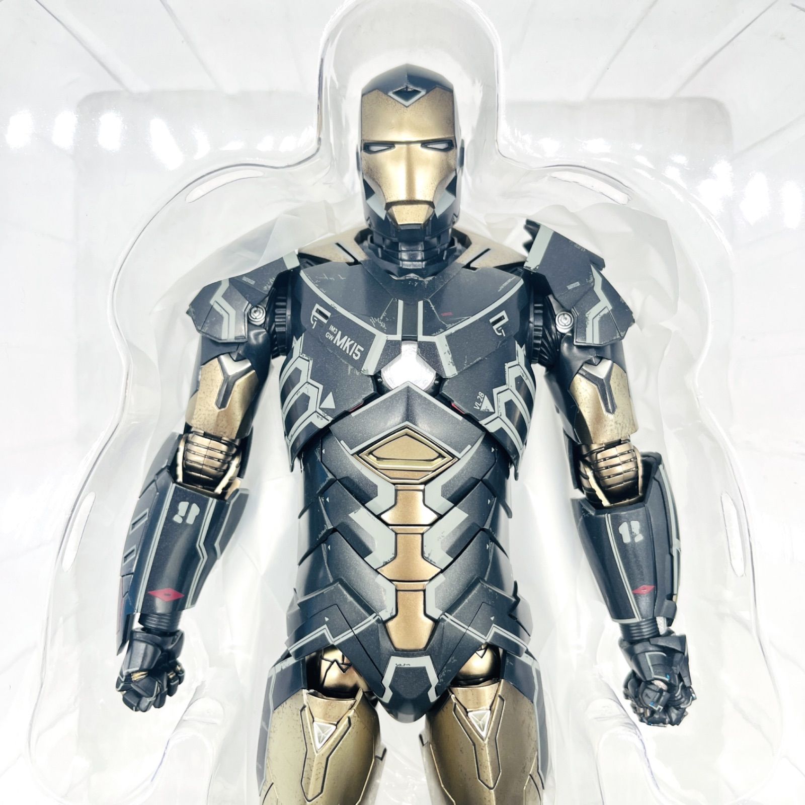 ムービー・マスターピース アイアンマン3 アイアンマン・マーク15(スニーキー)1/6スケール プラスチック製 塗装済み可動フィギュア Amazon.co.jp: ムービー・マスターピース アイアンマン3