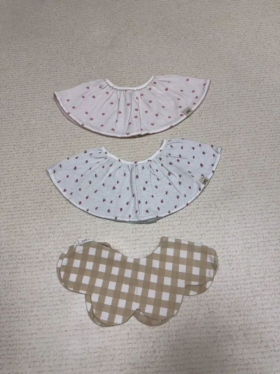 スカーフビブ