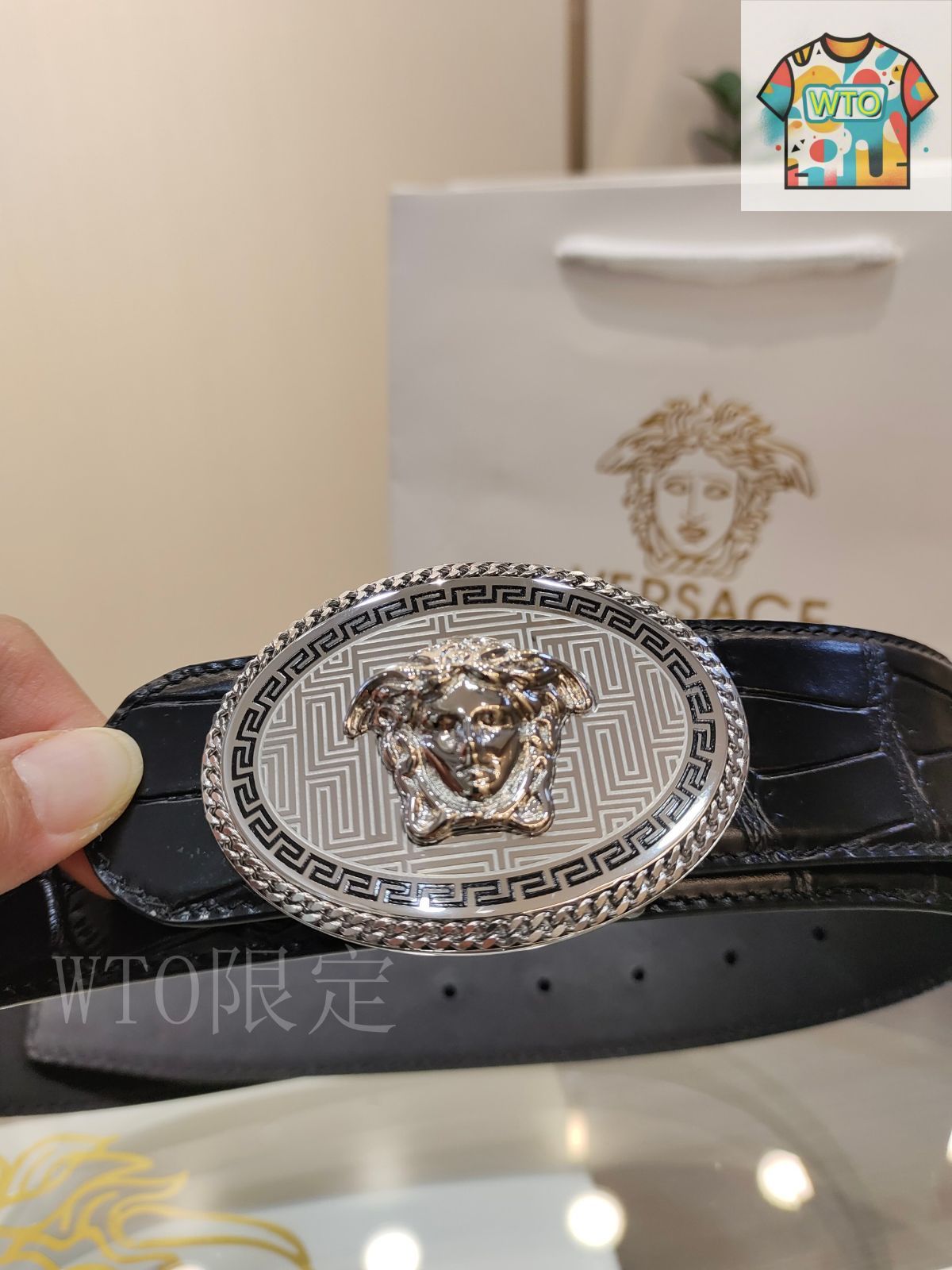 VERSACE ◆ヴェルサーチェ ロゴ レザー ベルト◆関税送料込み ヴェルサーチェ ロゴ レザー ベルト 1.5 cm | VERSACE JP