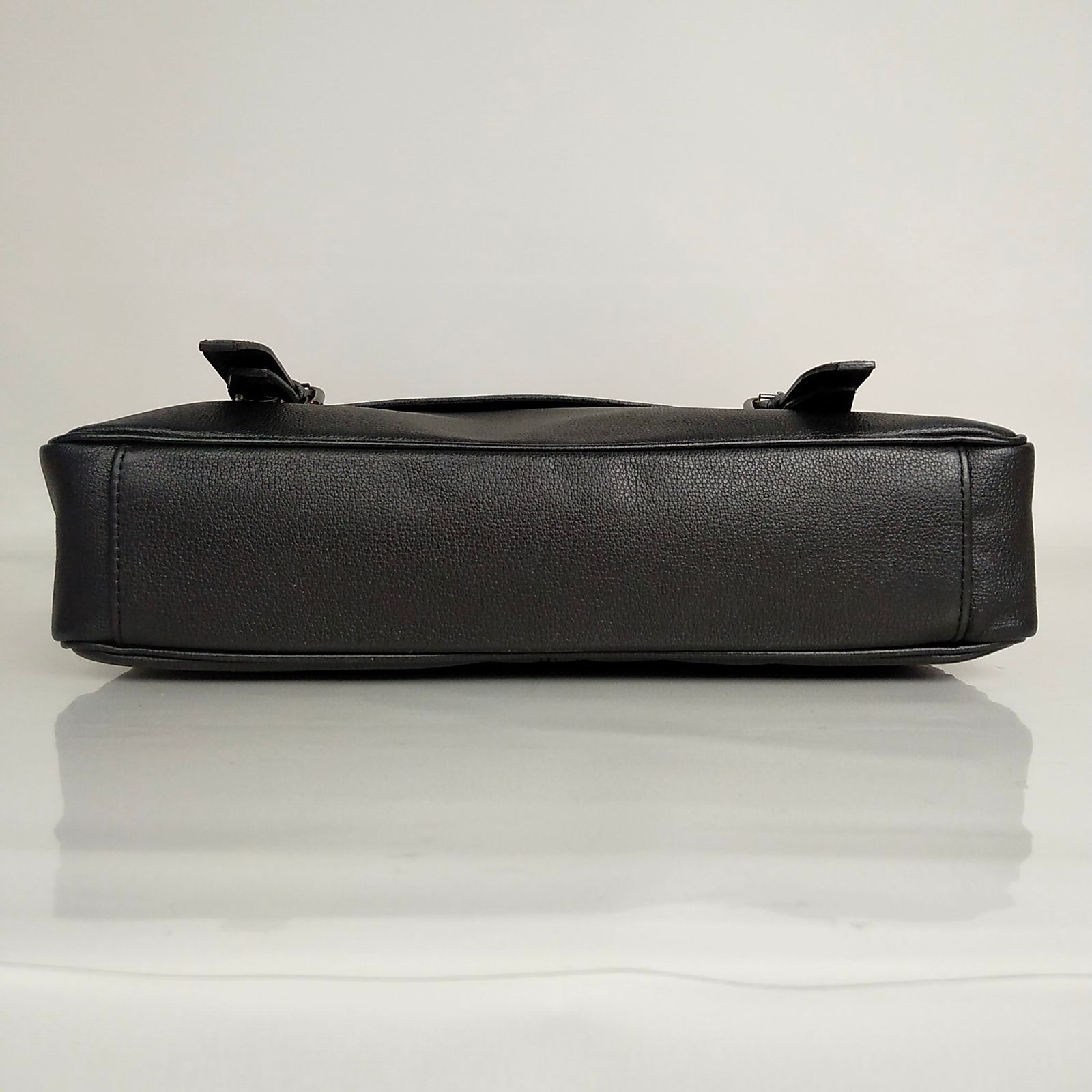 2501-25｜美品｜バーバリー メッセンジャーバッグ レザー ブラック 2501-25｜美品｜バーバリー メッセンジャーバッグ レザー ブラック