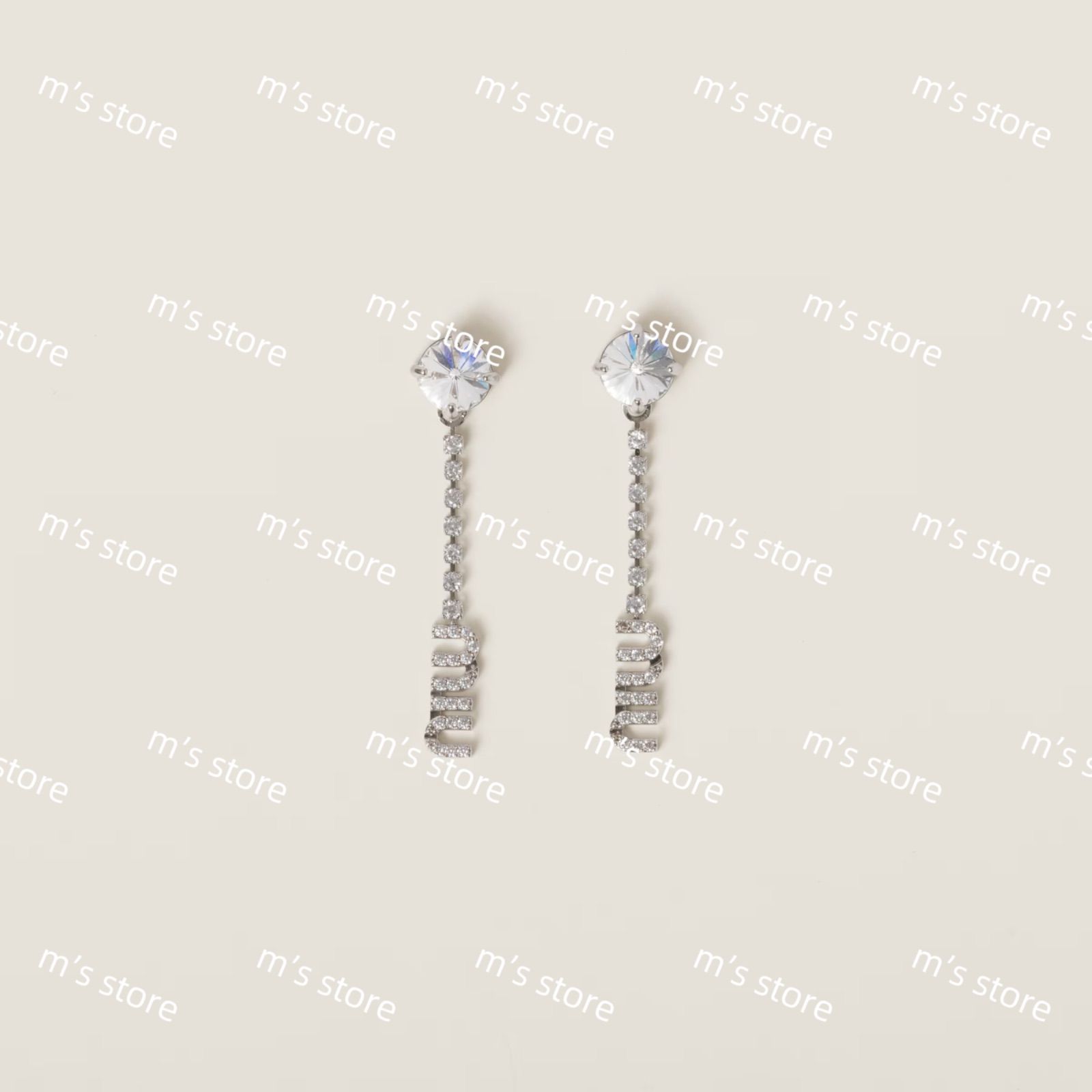 新品 miumiu ミュウミュウ クリスタル付 メタル ピアス ライト