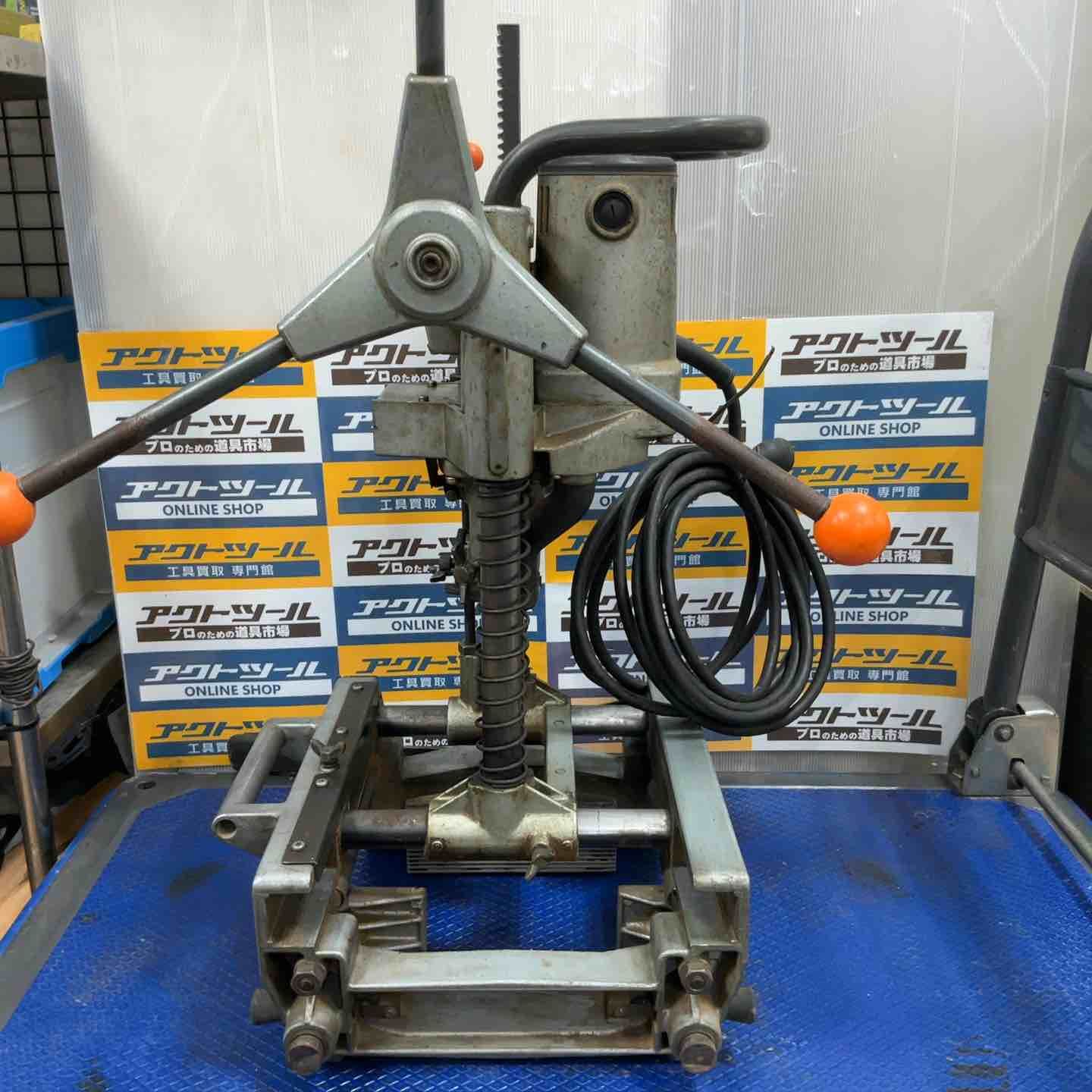 30㎜深穴角のみ 角穴あけ