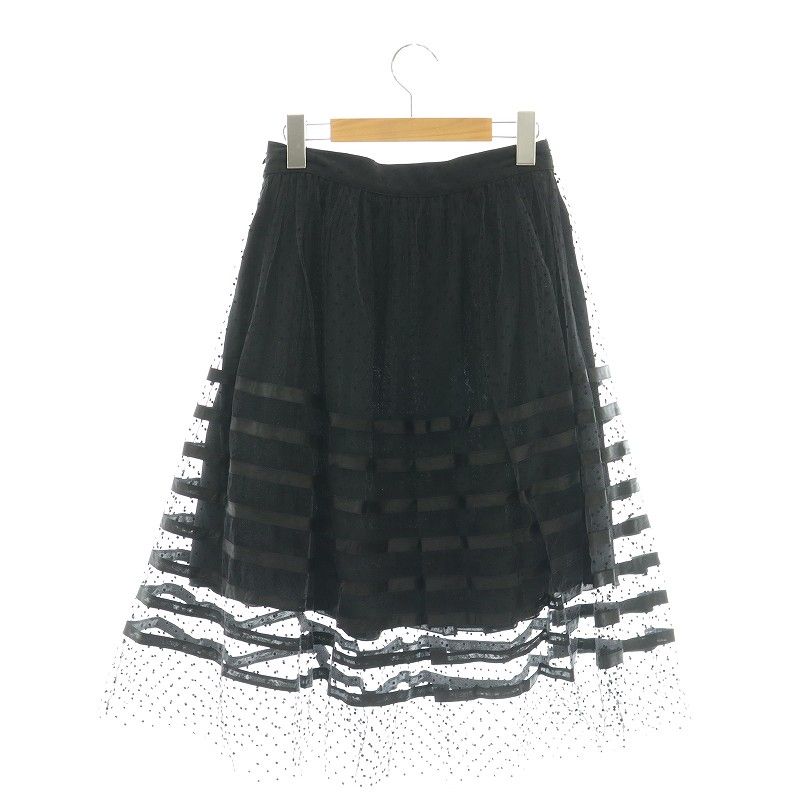 Blumarine ブルマリン フレアスカート ブラック サイズ40 ブルマリン Blumarine フレアスカート ひざ丈 花柄 I40 ブラック