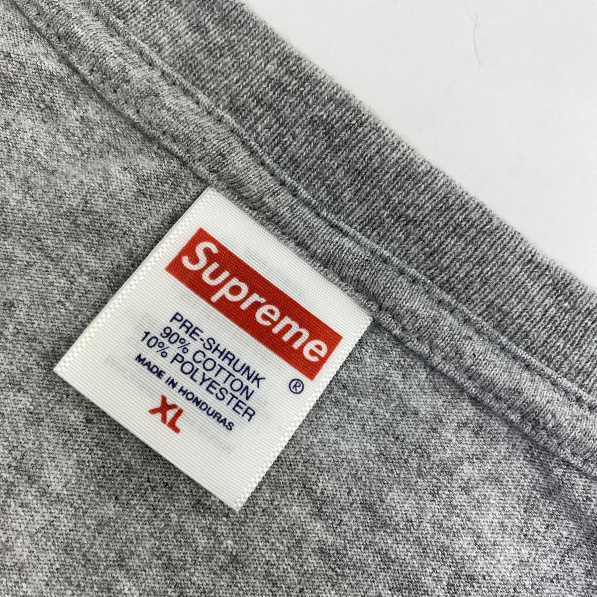 シュプリーム ×