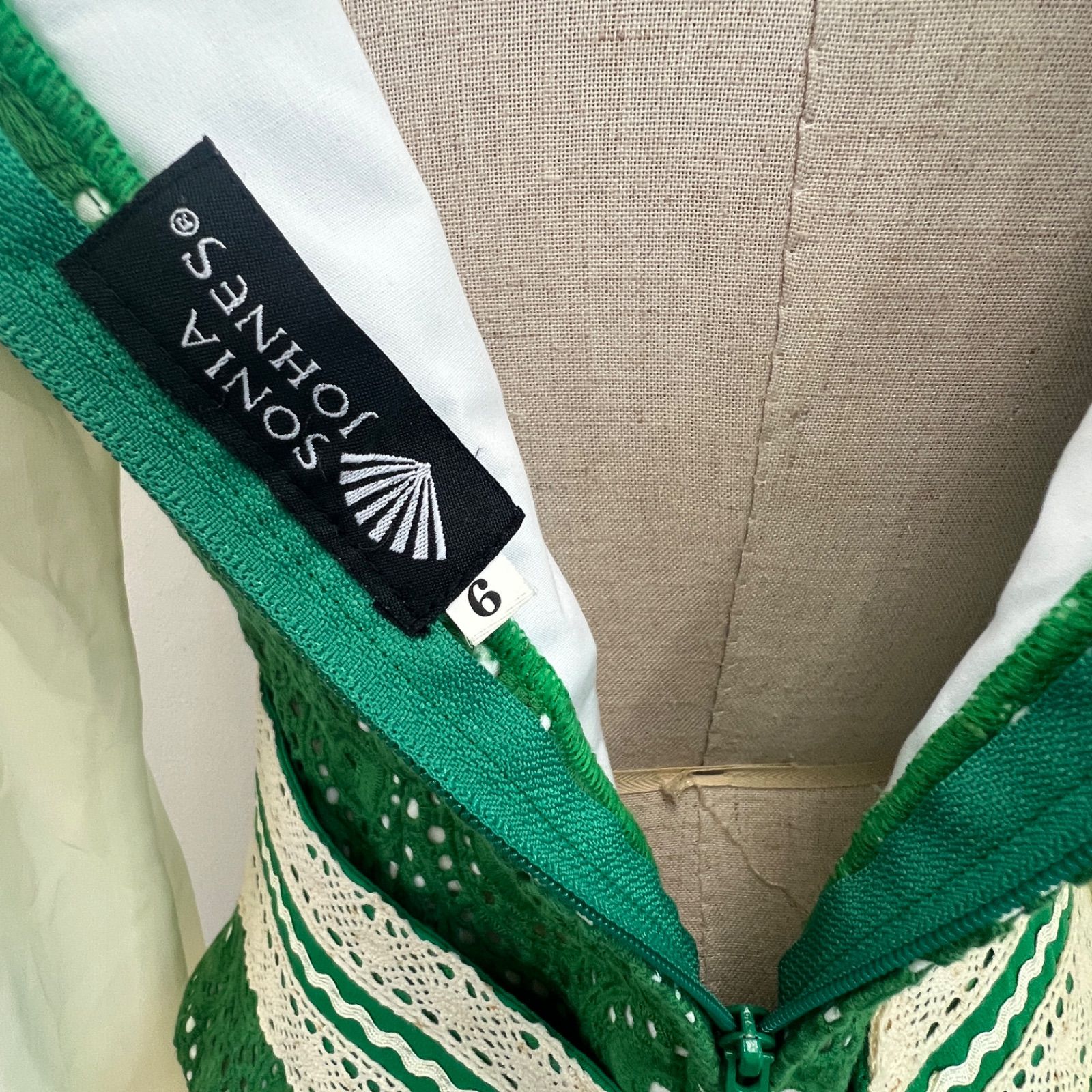 ソニアジョーンズ フラメンコ衣装