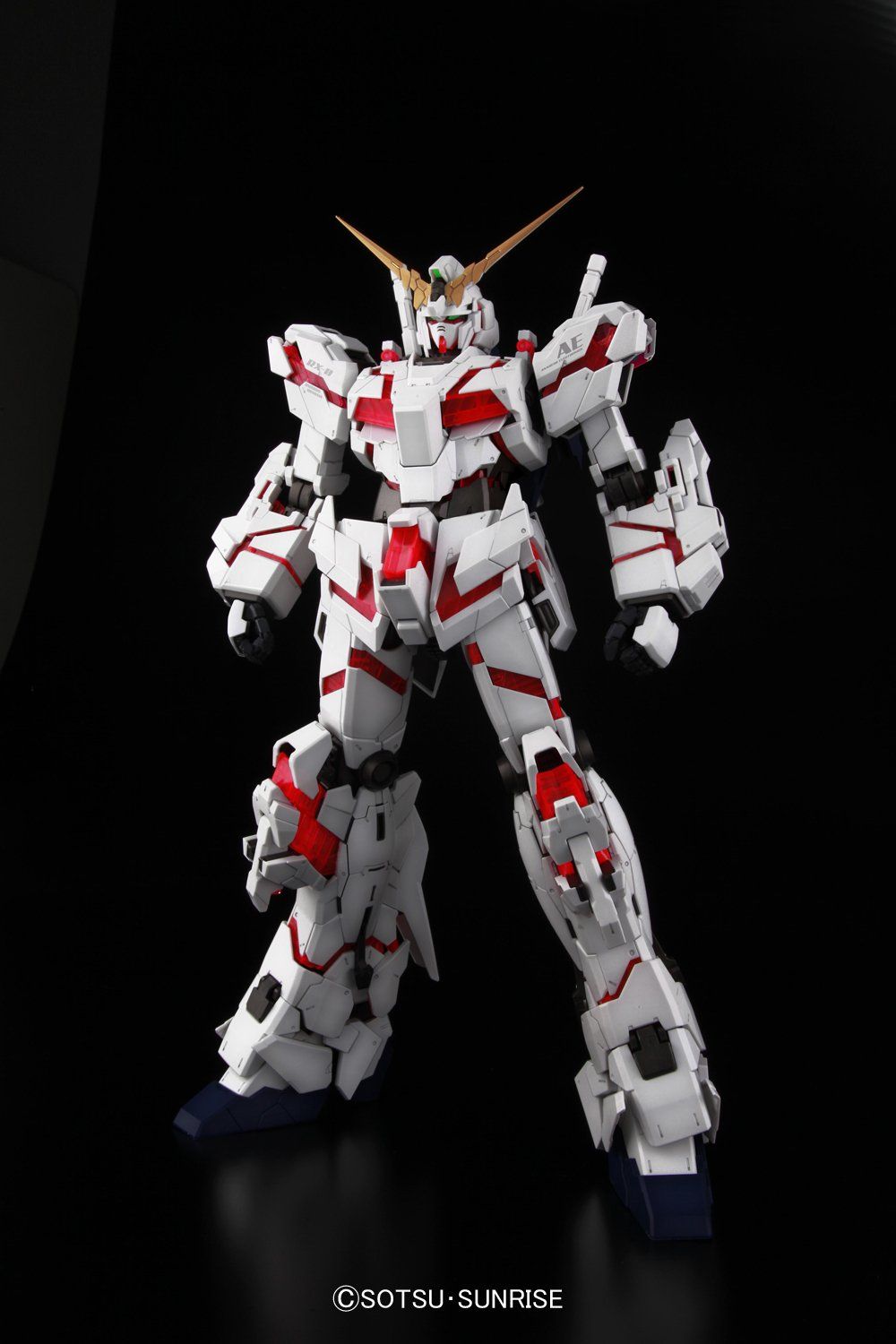 送料無料　機動戦士ガンダムユニコーン　中古　ボリューム・コイン不要機付　三共 パチスロ機動戦士ガンダムユニコーン コイン不要機セット 中古