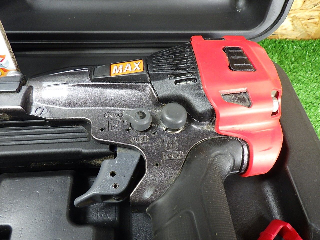 パワーが強い MAX 高圧ステープル用エアネイラ HA-50F3 D 高圧50mm4MAフロアネイラ 品