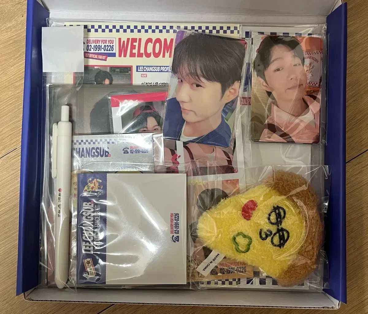 D.O.ギョンスBLOOM the BEHIND 写真集 特典トレカ付 ギョンス