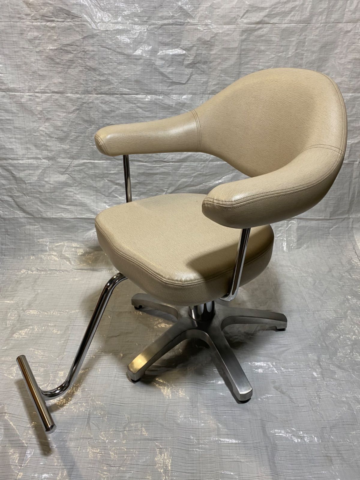 大広✳︎オオヒロ✳︎スタイリングチェア✳︎エイト