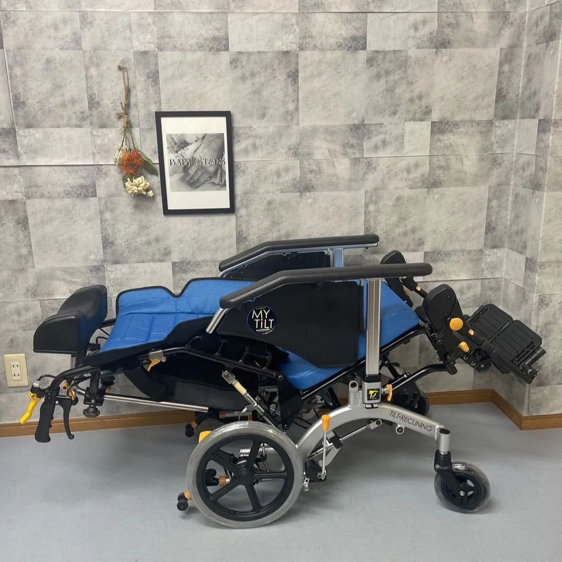 MH-CR3D マイチルトコンパクト 松永製作所 介助式車椅子 ノーパンク