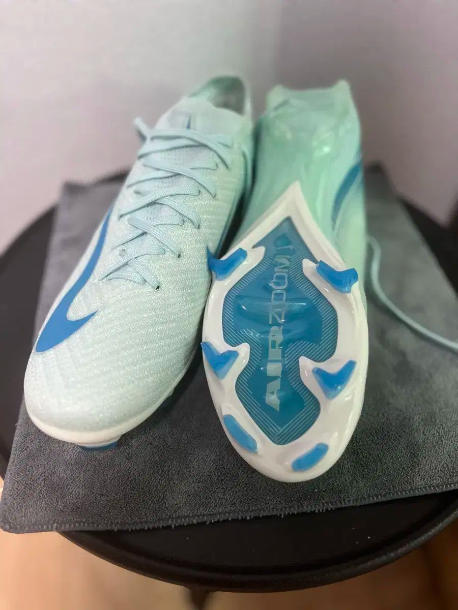 サッカーシューズ