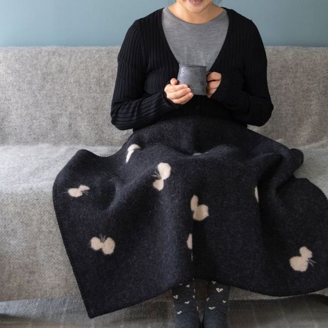 毛布 ブランケット KLIPPAN クリッパン CHOUCHO ブラック ウール ミニブランケット 65x90cm 北欧 ベビーブランケット ミナ ペルホネン 大判 ブランケット おしゃれ インテリア 北欧 雑貨