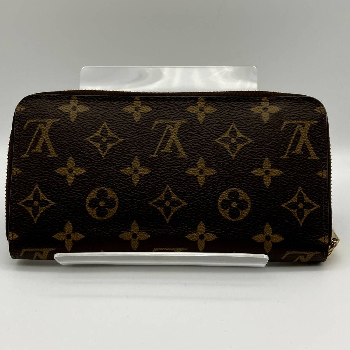 LOUIS VUITTON ヴィトン モノグラム M67246 ジッピーウォレット 