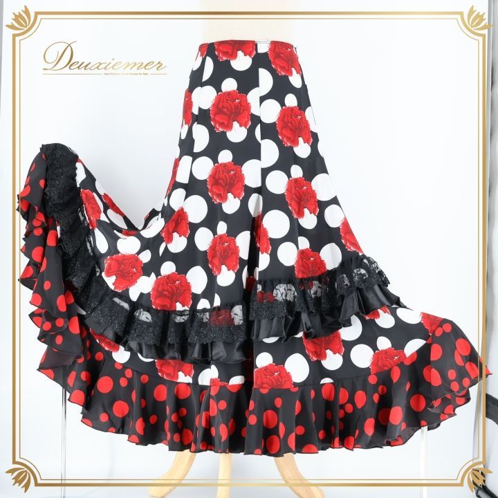 フラメンコ 衣装 ソニアジョーンズ SONIA JOHNES ファルダ スカート ボランテ フリル 薔薇 花柄 ドット 水玉 豪華 ダンス パーティ 発表会 赤 黒 白 ブラック系 レッド系 ホワイト系 フラメンコスカート 薔薇柄 ボランテフリル おしゃれ