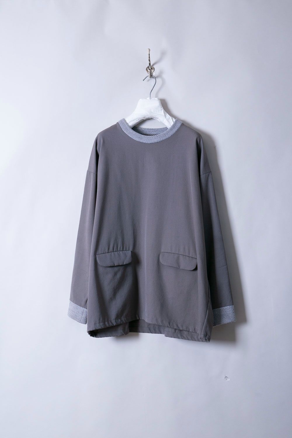 Dulcamara ドゥルカマラ よそいき フラップポケットプルオーバー 