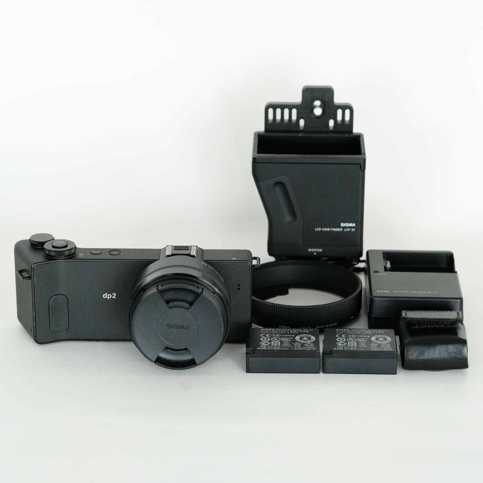 〈美品〉SIGMA dp2 Quattro 動作確認済 多数付属品付 送料無料 シグマ 中古 1年保証 美品 SIGMA dp2 Quattro LCDビュー