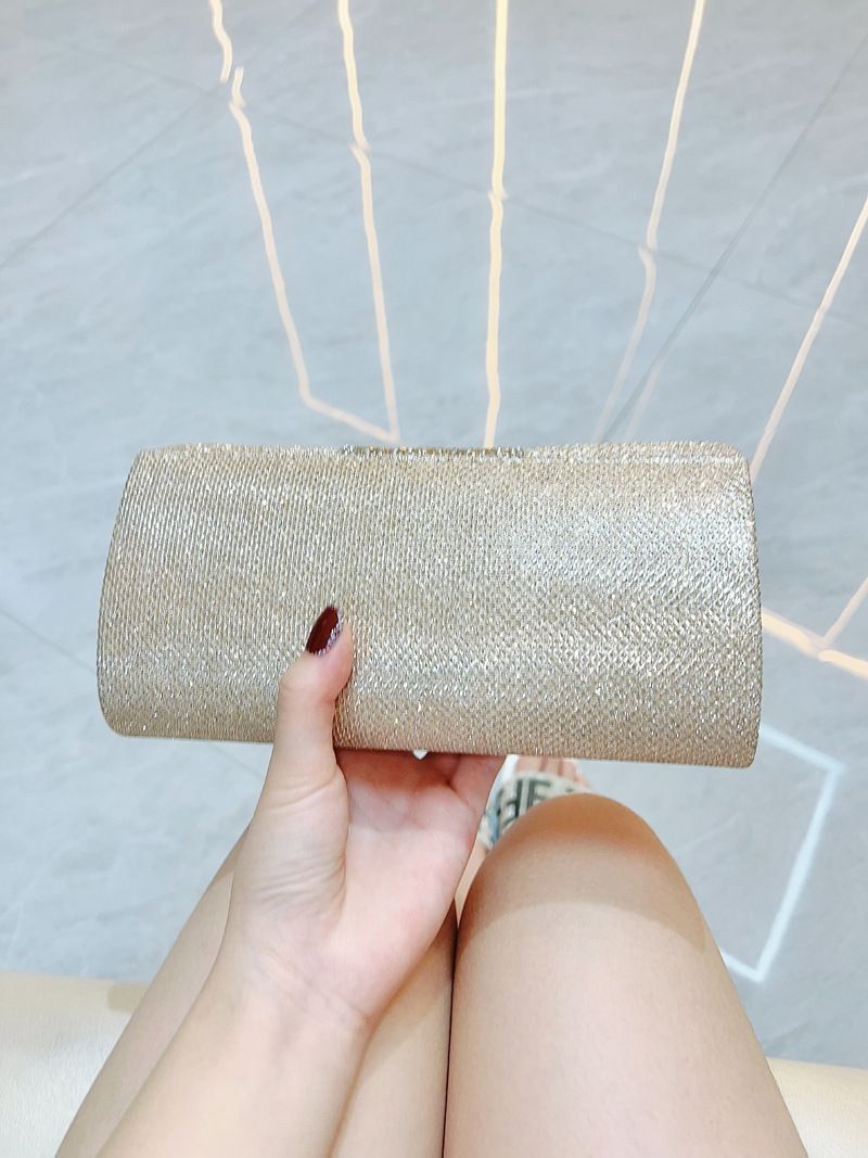 クラッチバッグ