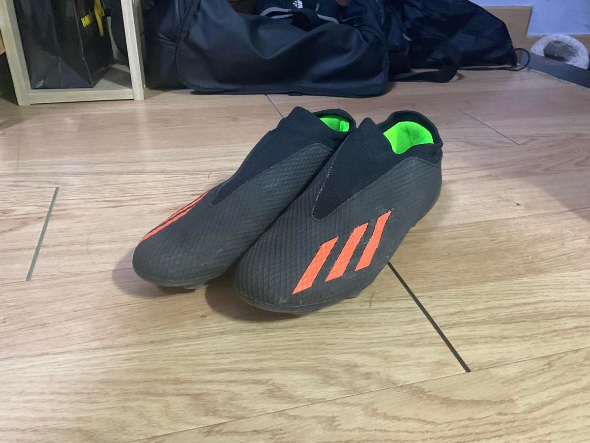 【Bunjang商品韓国直送】270 サッカーシューズ 出品