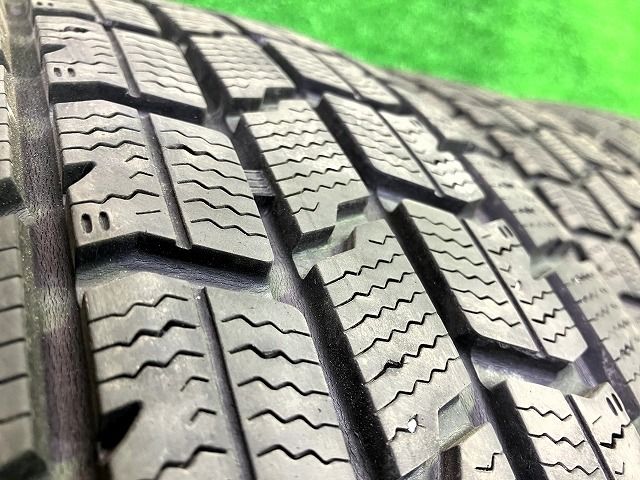 スタッドレス