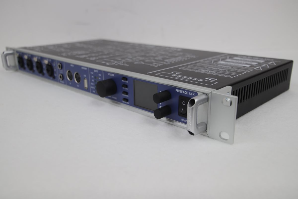 オーディオインターフェイス